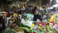 Seperti diketahui, pemerintah akan menaikkan harga pokok penjualan (HPP) gula petani dan harga acuan penjualan (HAP) gula di tingkat konsumen. Badan Pangan Nasional mengungkap harga komoditas itu akan semakin mahal, seiring HPP dan HAP yang naik. Seperti diketahui, pemerintah akan menaikkan harga pokok penjualan (HPP) gula petani dan harga acuan penjualan (HAP) gula di tingkat konsumen. Badan Pangan Nasional mengungkap harga komoditas itu akan semakin mahal, seiring HPP dan HAP yang naik.