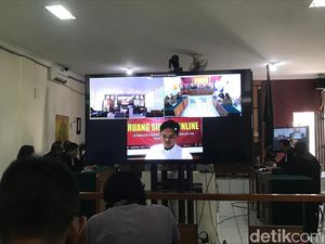 Kasus Mafia Tanah Kas Desa Caturtunggal, Robinson Dituntut 8 Tahun Bui