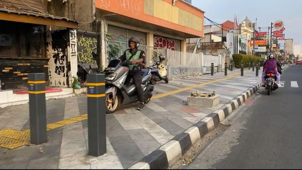 Dishub Kota Depok mengimbau ojol yang menunggu orderan parkir di tempat yang sudah disediakan
