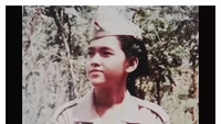 Gaya Maia Estianty saat remaja mengenakan baju pejuang. Foto: Instagram