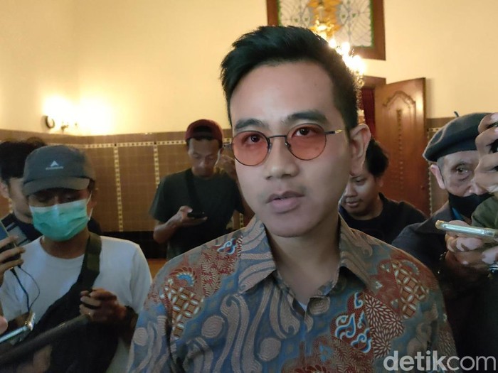 Wali kota Solo Gibran Rakabuming Raka di temui di rumah dinas Loji Gandrung, Senin (12/6/2023)