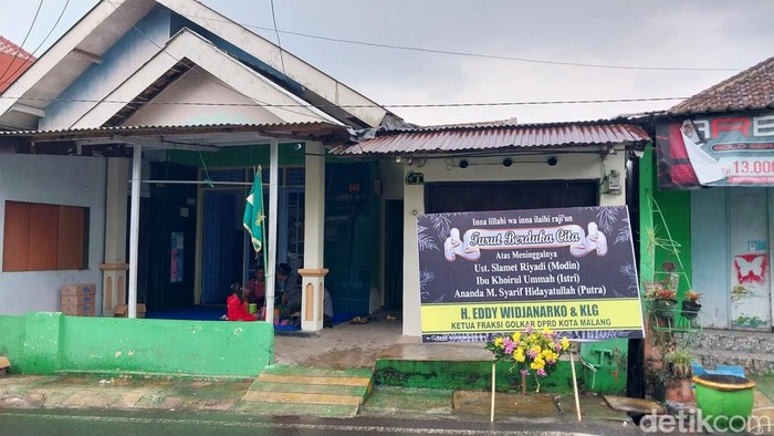 Hadi, kakak kandung almarhum suami guru ngaji yang tewas usai pikap tabrak 3 motor di Malang.