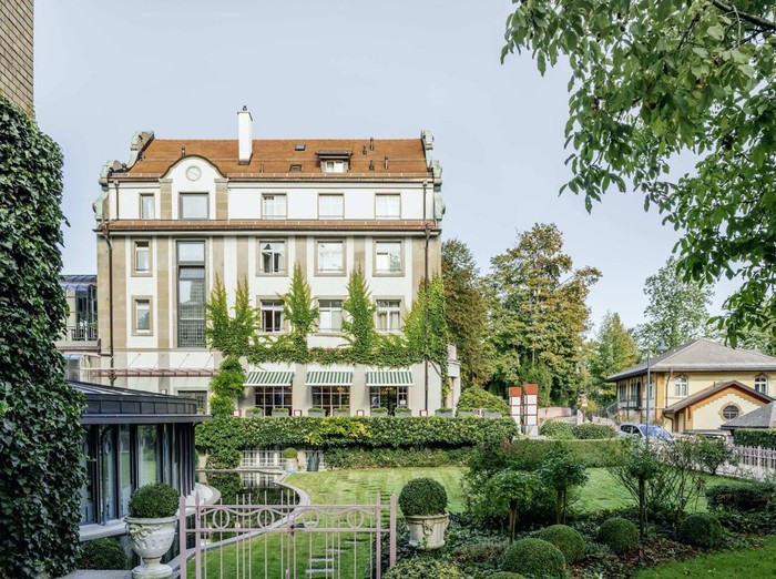 Sekolah termahal di dunia, Institut auf dem Rosenberg, Swiss.