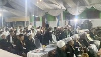 Sedikitnya ada 500 santri dan mahasiswa dari berbagai kampus yang sudah bergabung dengan DPD GRIB Jawa Timur.