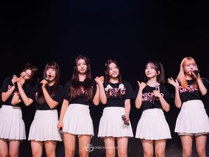 NSWER dan NMIXX yang Saling Jatuh Cinta di NICE TO MIXX YOU in Jakarta