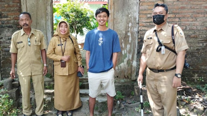 Tim Disbud melakukan pendataan ODCB di Desa Mranggen, Kecamatan Jatinom
