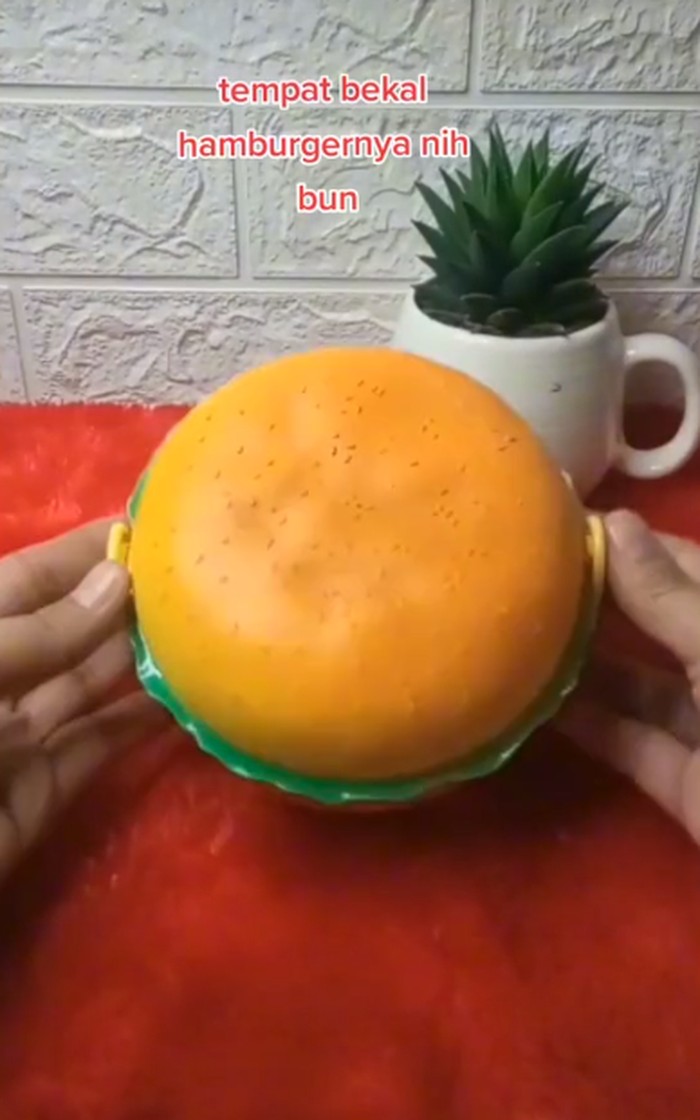 Gemas! 10 Peralatan Makan Lucu Ini Bisa Dibeli di TikTok Shop
