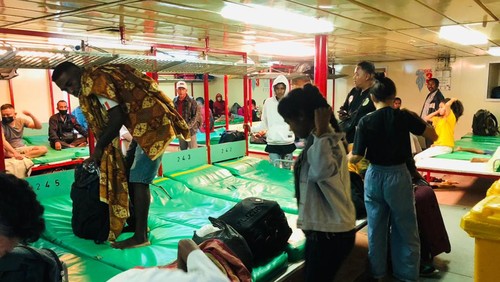 Tiga korban dugaan tindak pidana perdagangan orang asal Lembata, NTT diamankan oleh Polisi di KM Kapal KM.Bukit Siguntang di pelabuhan Lorens Say Maumere