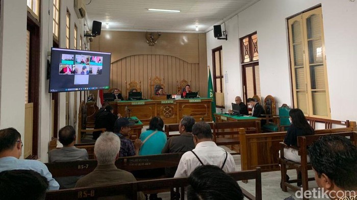 Persidangan Apin BK agenda pembacaan tuntutan yang ditunda kembali (Radja Sinaga/detikSumut)