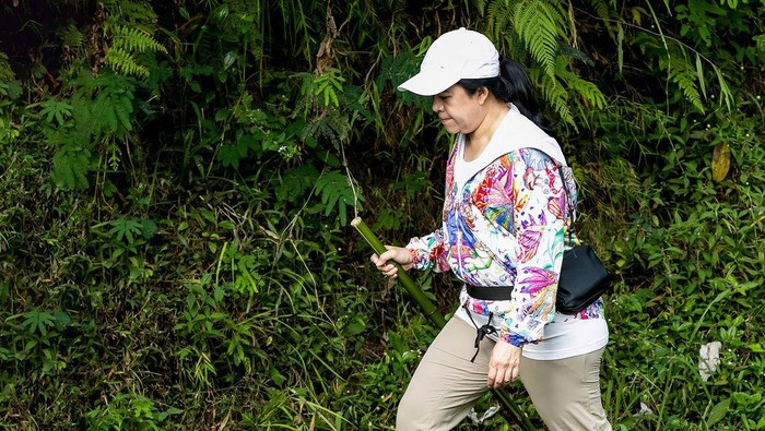 Puan Maharani trekking