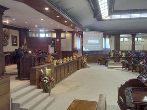 Warga Nusa Penida Beli Air Rp 1 Juta per Bulan, Wagub Usul Saring Air Laut