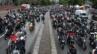 Pengendara motor ini mengikuti acara Hamburg Motorcycle Service (Mogo) ke-40.  