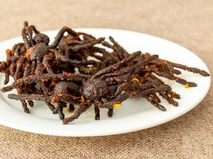 7 Gorengan Unik dan Ekstrem, Ada Permen Karet hingga Tarantula