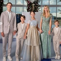 Arabella saat ini menginjak usia 11 tahun dan menjadi usia terbaik untuk melaksanakan upacara Bat Mitzvah. Dengan cinta yang melimpah dan kebanggaan yang luar biasa, Jared dan saya merayakan Bat Mitzvah putri kami Arabella akhir pekan lalu,” tulis Ivanka Trump dalam unggahannya. Foto: dok. Instagram/@ivankatrump