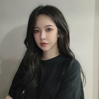 Dia juga menyampaikan tentang rencana hidup ke depannya. Ahyeong mengaku ingin berpindah karier dan tidak lagi menjadi streamer. Foto: Instagram