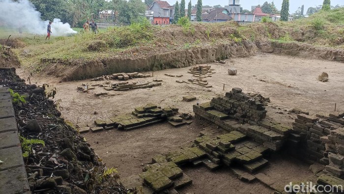 Candi Gedog Kota Blitar