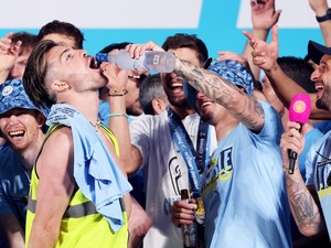 Saat Grealish yang Mabuk-mabukan Bikin Semua Pemain City Khawatir