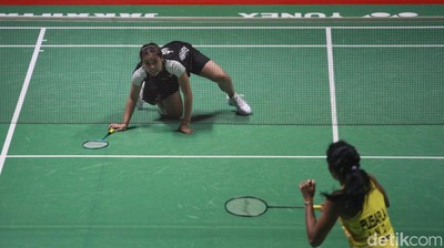 Jatuh Bangun Gregoria Mariska Lawan Pusarla Sindhu