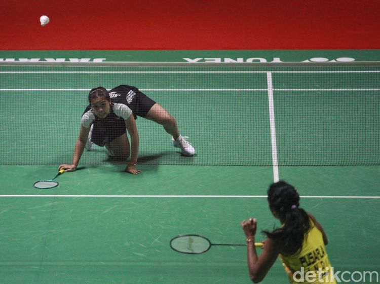 Jatuh Bangun Gregoria Mariska Lawan Pusarla Sindhu