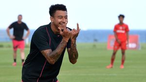 Jesse Lingard Motivasi Pemain Muda Bali United
