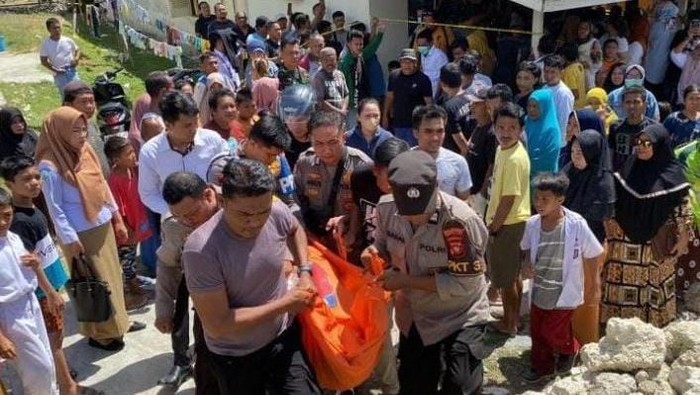 Karyawati swasta berinisial NLA (23) di Kota Gorontalo ditemukan tewas tergantung di dalam kamarnya.
