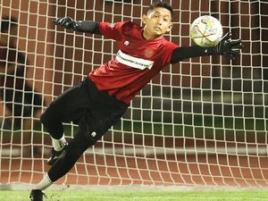 Kiper PSM Reza Arya Dipanggil Timnas Indonesia, Emil-Paes Diragukan Main?