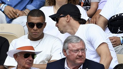 Mbappe dan Zlatan Ngobrolin Apa nih? Kayaknya Seru Banget!