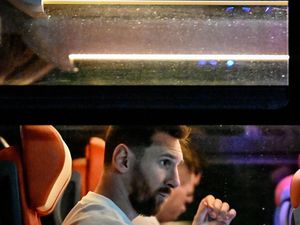 Ini yang Terjadi Saat Messi Ngomong Bahasa China