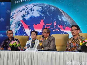 Mahfud Md Geram Kasus Korupsi BTS Dikaitkan dengan Satria-1
