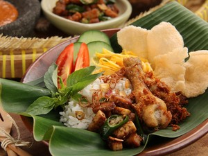 10 Makanan Khas Jakarta Nasi Uduk hingga Kerak Telur, Mana Favoritmu?
