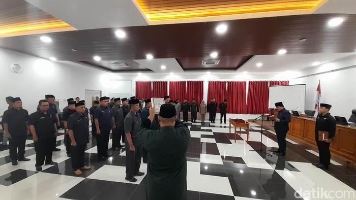 Pelantikan lima pejabat tinggi pratama setara eselon II di lingkup Pemerintahan Kabupaten Pangandaran, Selasa (13/6/2023).
