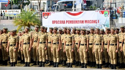 Momen Pelepasan Ribuan Praja Magang di Majalengka