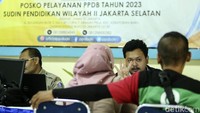 Seperti diketahui, Penerimaan Peserta Didik Baru (PPDB) DKI Jakarta 2023 resmi dimulai dari 12 Juni 2023 pukul 08.00 WIB. Ada empat jalur yang bisa ditempuh Calon Peserta Didik Baru (CPDB) yaitu Prestasi Akademik dan Non-Akademik, Afirmasi, Pindah Tugas Orangtua dan Anak Guru, dan PPDB Bersama.  