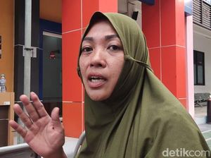 Wali Murid yang Kesulitan Daftar PPDB Zonasi Geruduk Dispendik Surabaya