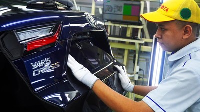Intip Proses Pembuatan Toyota Yaris Cross Made in Karawang, Baterai Rakit Sendiri