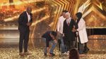 Lihat Lagi Momen Putri Ariani Dapat Golden Buzzer dari Simon Cowell