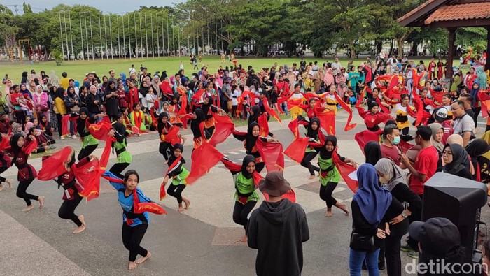 Seleksi Gandrung Sewu diikuti Ribuan Pelajar di Banyuwangi