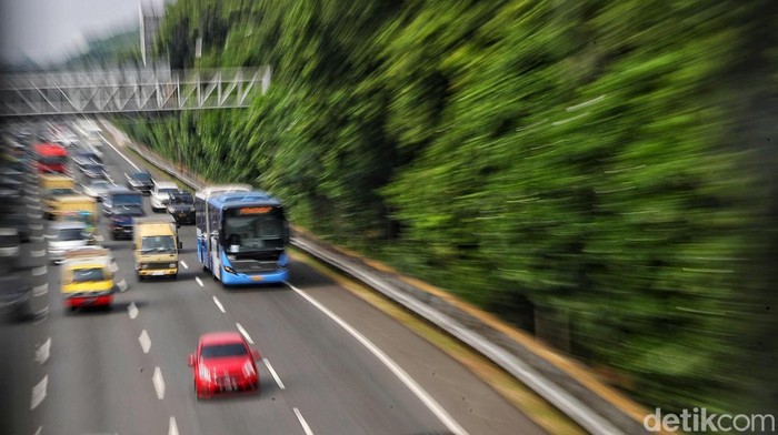 Kepadatan Lalu Lintas yang Patut Diperhatikan di Tol Arah Jakarta: Jagorawi, Japek, dan Janger