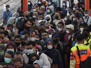 Menyoal Biang Kerok COVID-19 Naik Lagi di RI, Imun Warga Sudah Melemah?