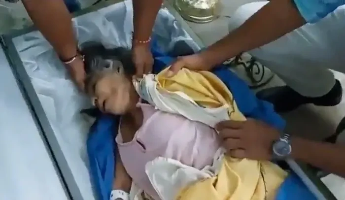 Wanita hidup lagi
