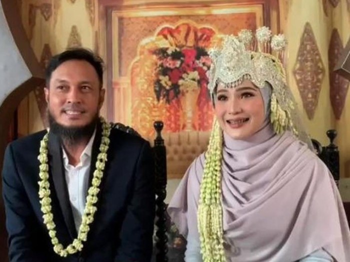 amalia fujiawati resmi nikah lagi.