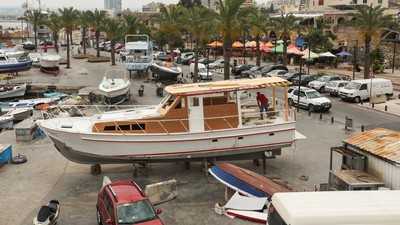 Asa Perajin Perahu Lebanon, Menjaga Tradisi di Tengah Krisis