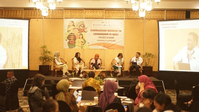 Cara Kemendes PDTT berdayakan perempuan.