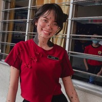 Kini di usia 26 tahun, Evita memilih profesi sebagai guru. Dia juga seorang selebgram dengan 103 ribuan followers. Foto: Instagram/@evita_delmundo