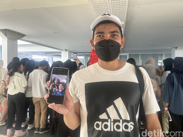 Fans Jonatan Christie