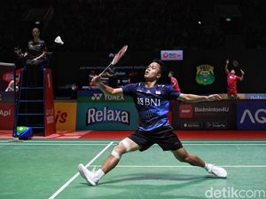 Ginting Melangkah Mulus ke 16 Besar Indonesia Open 2023