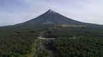 Gunung Berapi di Filipina Masih Semburkan Uap Panas