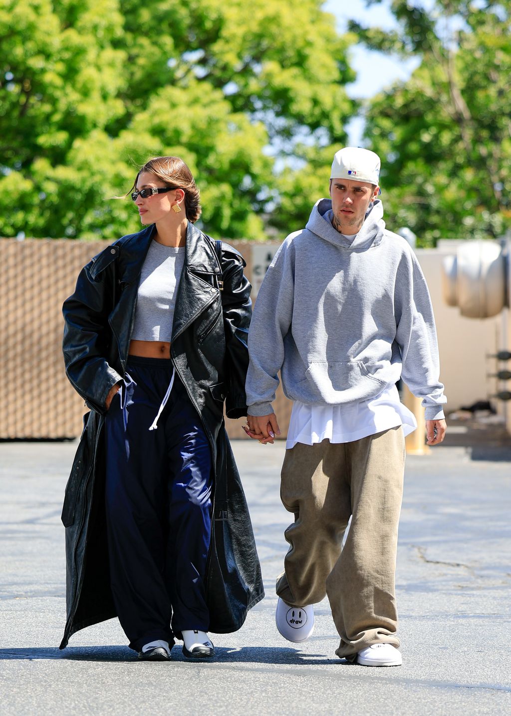 Hailey Baldwin dan Justin Bieber LOS ANGELES, CA - JUNE 02: Hailey Bieber and Justin Bieber are seen on June 02, 2023 in Los Angeles, California. (Photo by Rachpoot/Bauer-Griffin/GC Images)