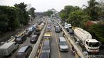 Harap Bersabar, Cuaca Panas dan Macet Sapa Jalan Basuki Rachmat