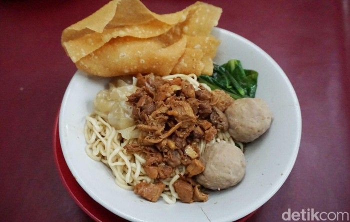 Ini 5 Menu Makan Siang Paling Digemari Karyawan Kantoran di Jakarta